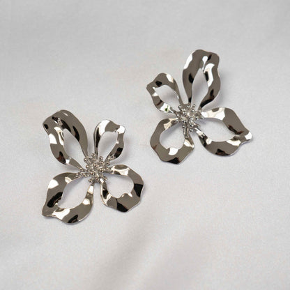 Grote stainless steel oorbellen in het zilver