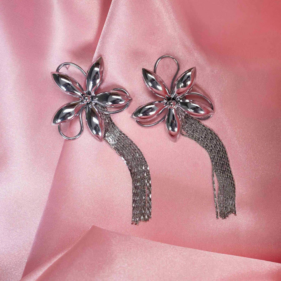 Zilveren elegante oorbellen die tijdloos zijn