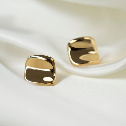 Minimalistische gouden oorstekers van roestvrij staal voor dames, elegant en tijdloos